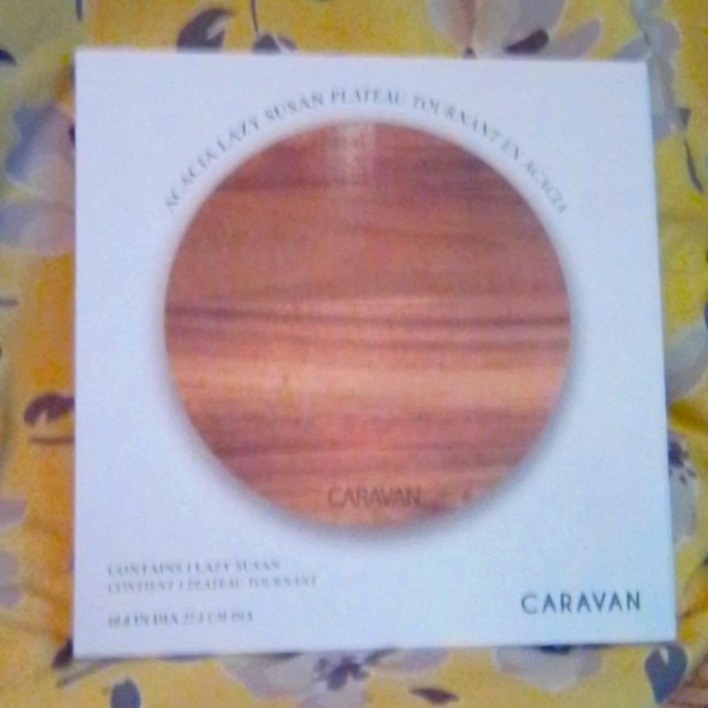 Caravan, 10.8 IN in wood